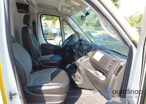 2019 Ram Promaster 1500 Low Roof 118 Wb из США, поврежденный, VIN 3C6TRVNG4KE535176